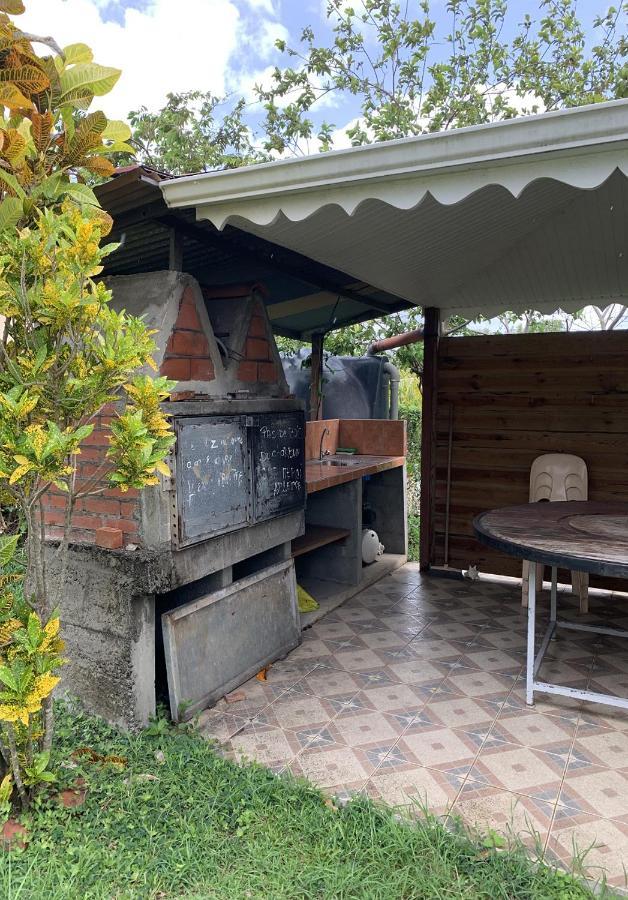 Hebergement Mouchas F4 - Dans Villa Les Polycias Sainte-Luce Dış mekan fotoğraf